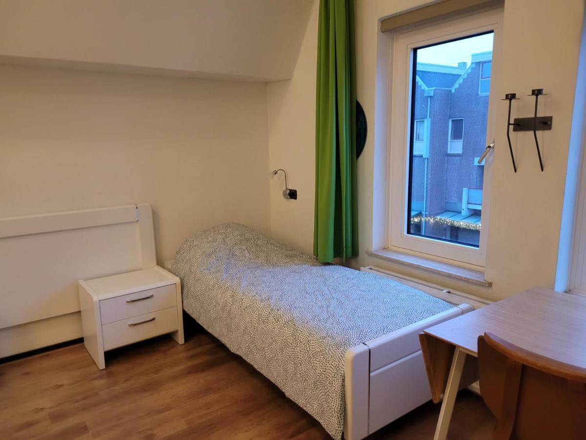 דירות אלמיר Aan De Kerkgracht מראה חיצוני תמונה